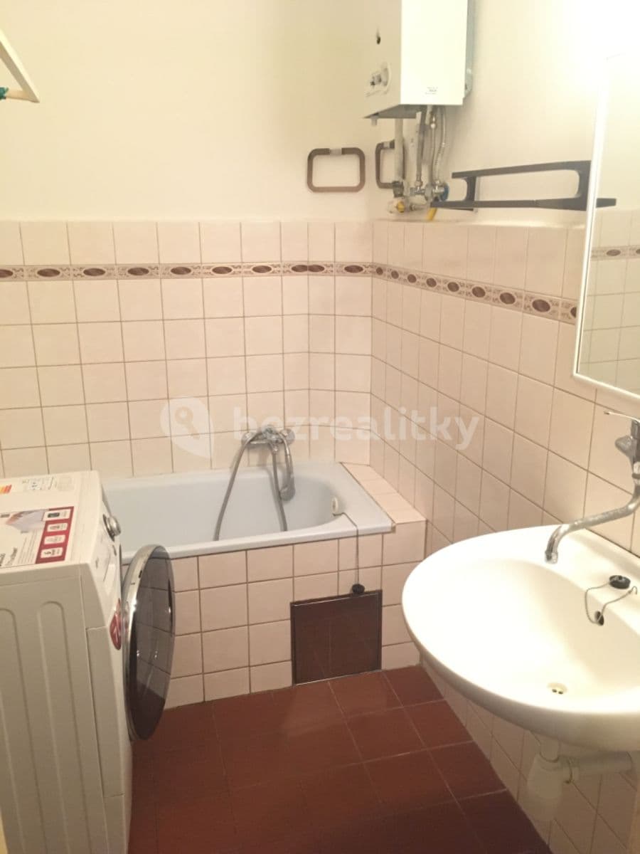 Pronájem bytu 5+1 16 m², Schnirchova, Praha, Praha Pronájem bytu 5+1 16 m², Schnirchova, Praha, Praha
