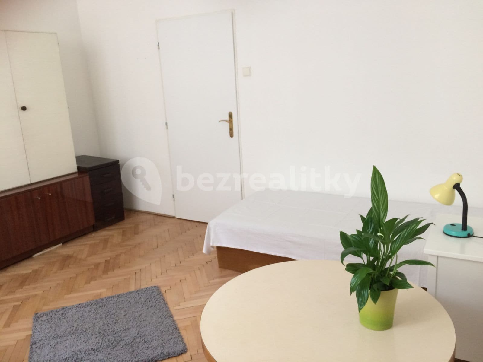 Pronájem bytu 5+1 16 m², Schnirchova, Praha, Praha Pronájem bytu 5+1 16 m², Schnirchova, Praha, Praha