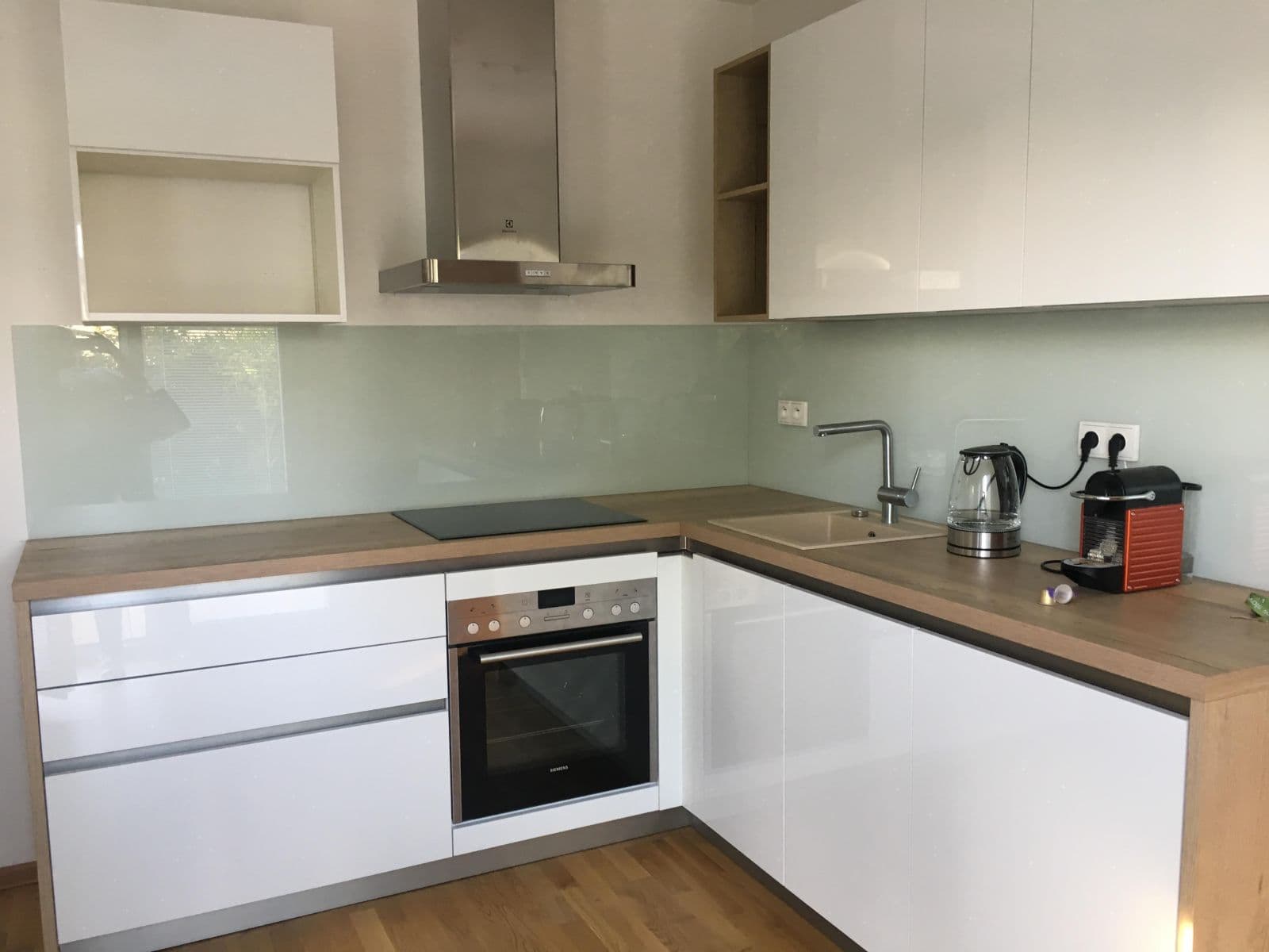 Pronájem bytu 3+kk 887 m², 5. května, Mníšek pod Brdy, Středočeský kraj Pronájem bytu 3+kk 887 m², 5. května, Mníšek pod Brdy, Středočeský kraj