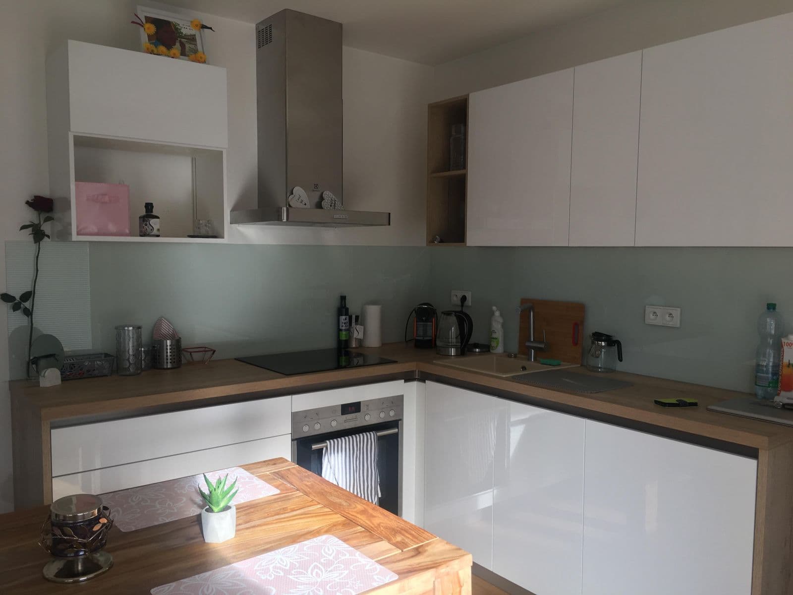 Pronájem bytu 3+kk 887 m², 5. května, Mníšek pod Brdy, Středočeský kraj Pronájem bytu 3+kk 887 m², 5. května, Mníšek pod Brdy, Středočeský kraj