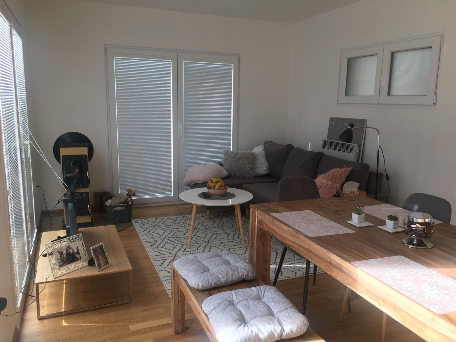 Pronájem bytu 3+kk 887 m², 5. května, Mníšek pod Brdy, Středočeský kraj Pronájem bytu 3+kk 887 m², 5. května, Mníšek pod Brdy, Středočeský kraj