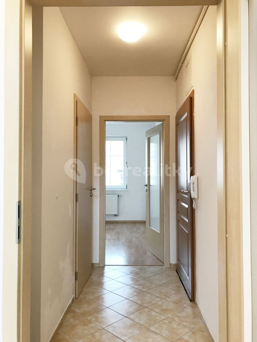 Pronájem bytu 2+kk 40 m², Černomořská, Praha, Praha Pronájem bytu 2+kk 40 m², Černomořská, Praha, Praha