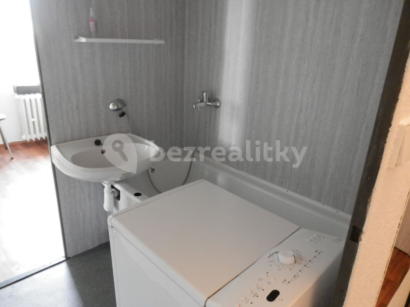 Pronájem bytu 3+1 68 m², Kovařovicova, Praha, Praha Pronájem bytu 3+1 68 m², Kovařovicova, Praha, Praha