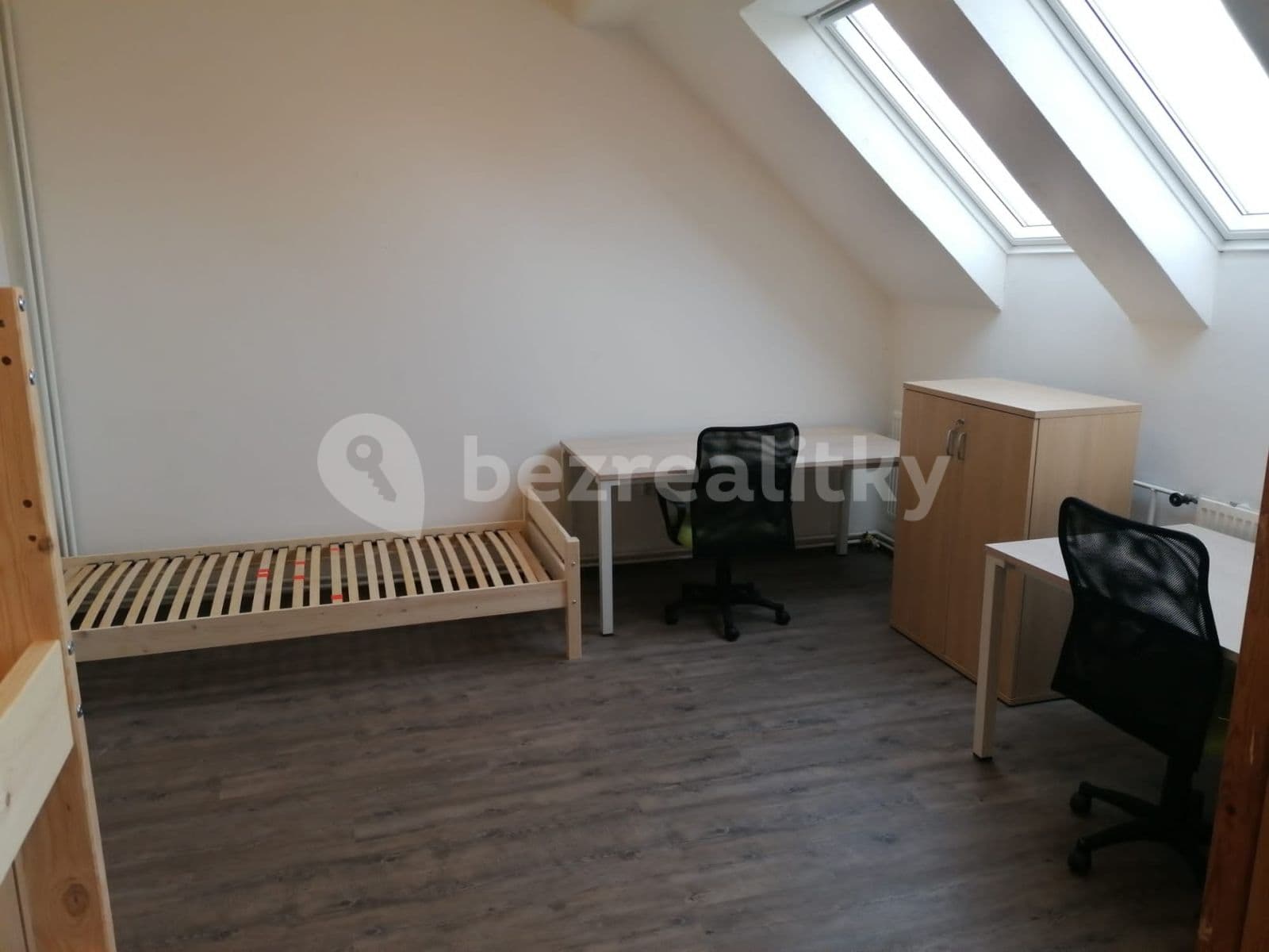 Pronájem bytu 3+1 82 m², U Husova sboru, Pardubice, Pardubický kraj Pronájem bytu 3+1 82 m², U Husova sboru, Pardubice, Pardubický kraj