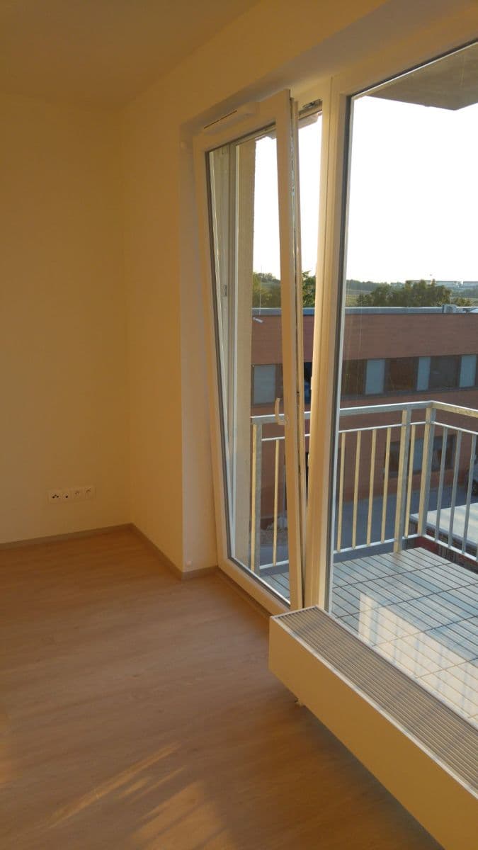 Pronájem bytu 2+kk 48 m², Ječná, Hostivice, Středočeský kraj Pronájem bytu 2+kk 48 m², Ječná, Hostivice, Středočeský kraj