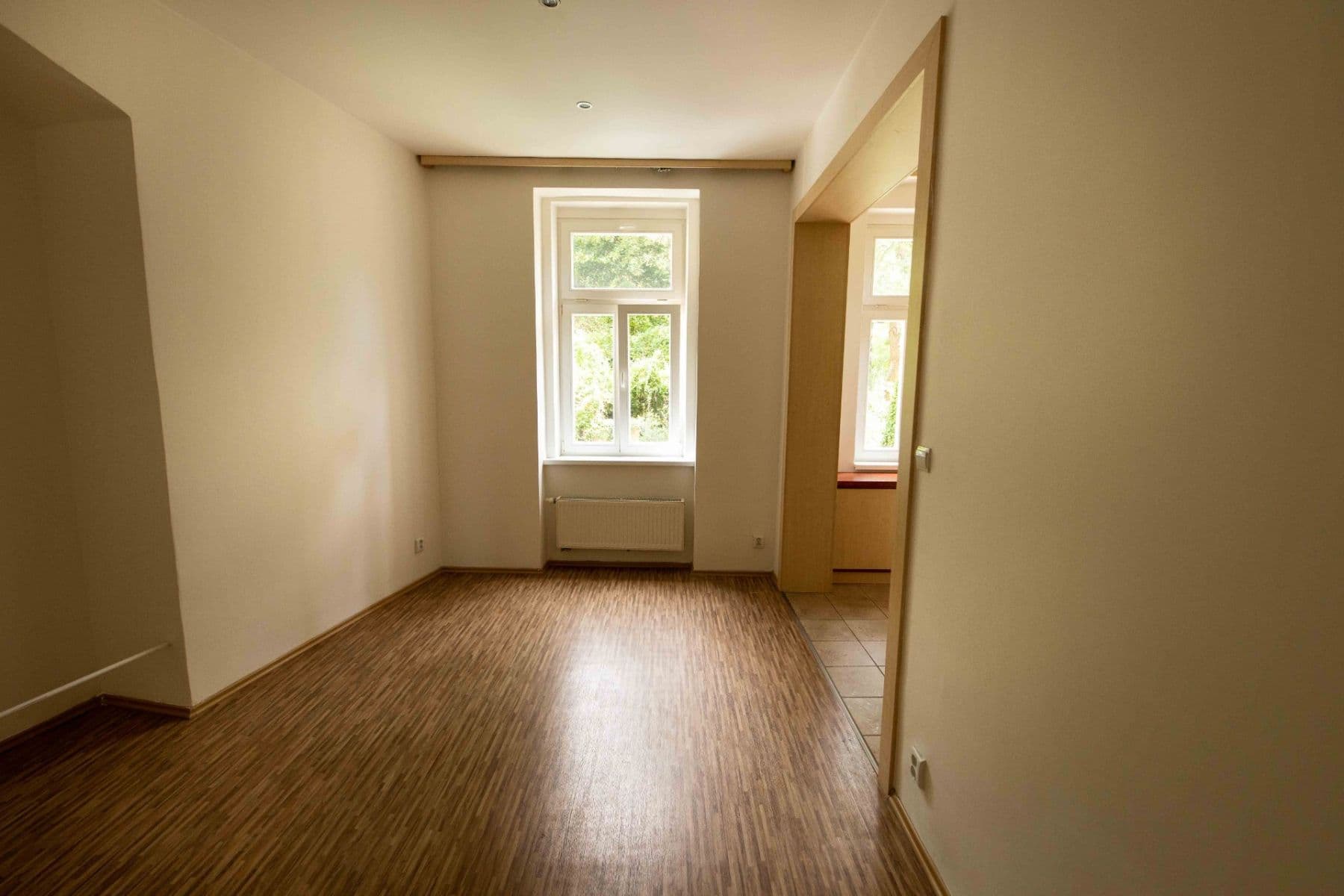 Pronájem bytu 2+1 80 m², Bělehradská, Praha, Praha Pronájem bytu 2+1 80 m², Bělehradská, Praha, Praha