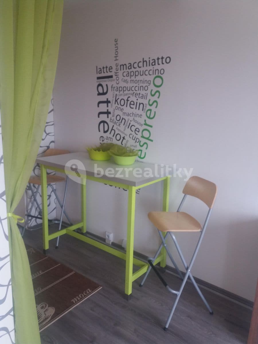 Pronájem bytu 1+kk 37 m², Nušlova, Praha, Praha Pronájem bytu 1+kk 37 m², Nušlova, Praha, Praha