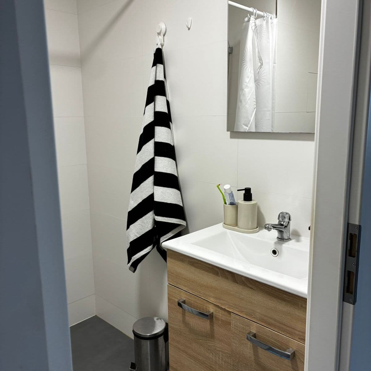 Pronájem bytu 1+kk 37 m², Nušlova, Praha, Praha Pronájem bytu 1+kk 37 m², Nušlova, Praha, Praha