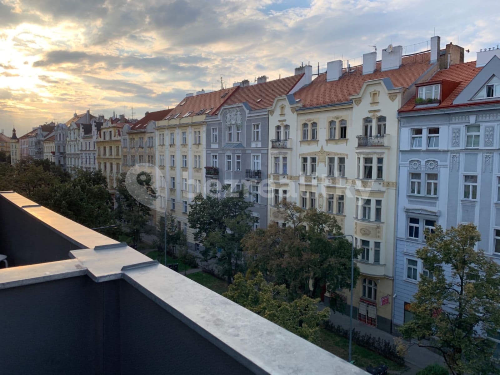 Pronájem bytu 3+1 75 m², Dvacátého osmého pluku, Praha, Praha Pronájem bytu 3+1 75 m², Dvacátého osmého pluku, Praha, Praha
