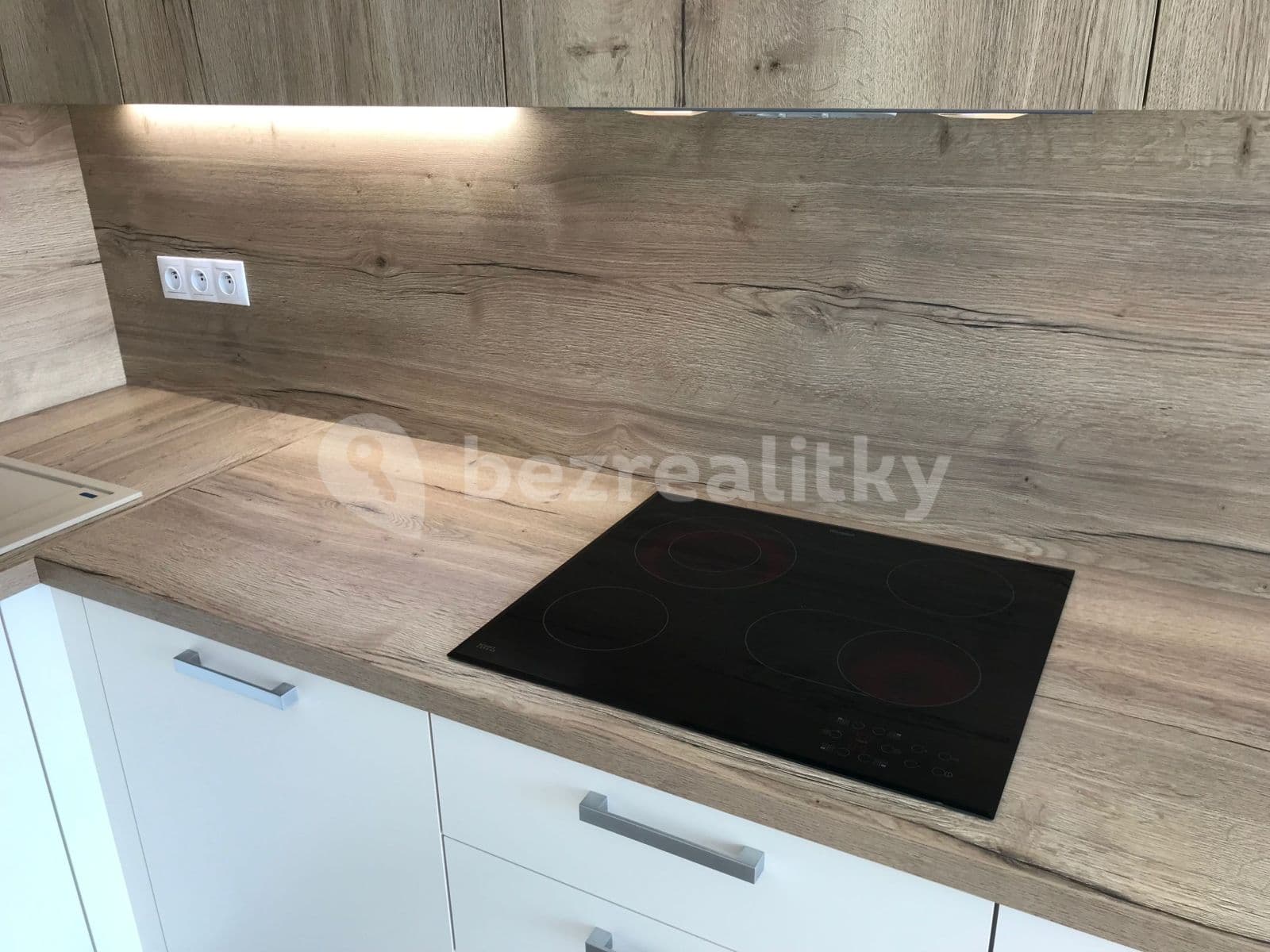 Pronájem bytu 1+kk 30 m², Petrohradská, Praha, Praha Pronájem bytu 1+kk 30 m², Petrohradská, Praha, Praha