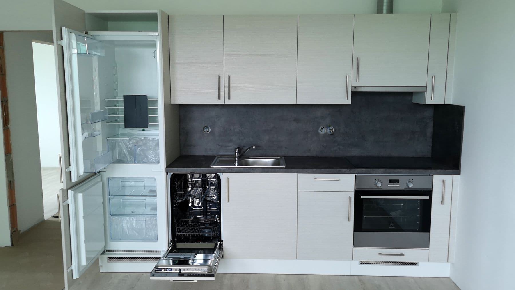 Pronájem bytu 2+kk 60 m², Kadečkové, Praha, Praha Pronájem bytu 2+kk 60 m², Kadečkové, Praha, Praha