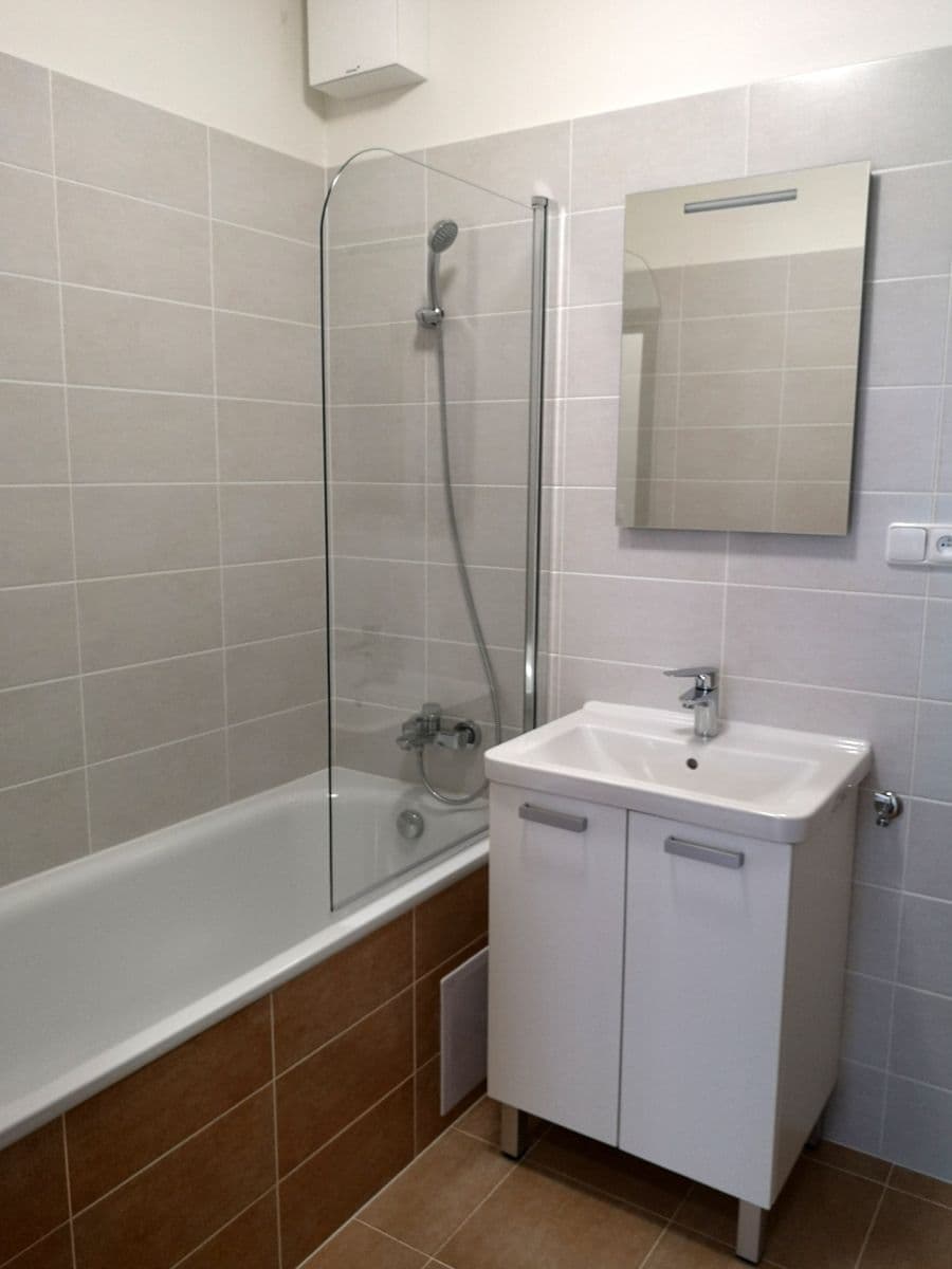 Pronájem bytu 2+kk 60 m², Kadečkové, Praha, Praha Pronájem bytu 2+kk 60 m², Kadečkové, Praha, Praha
