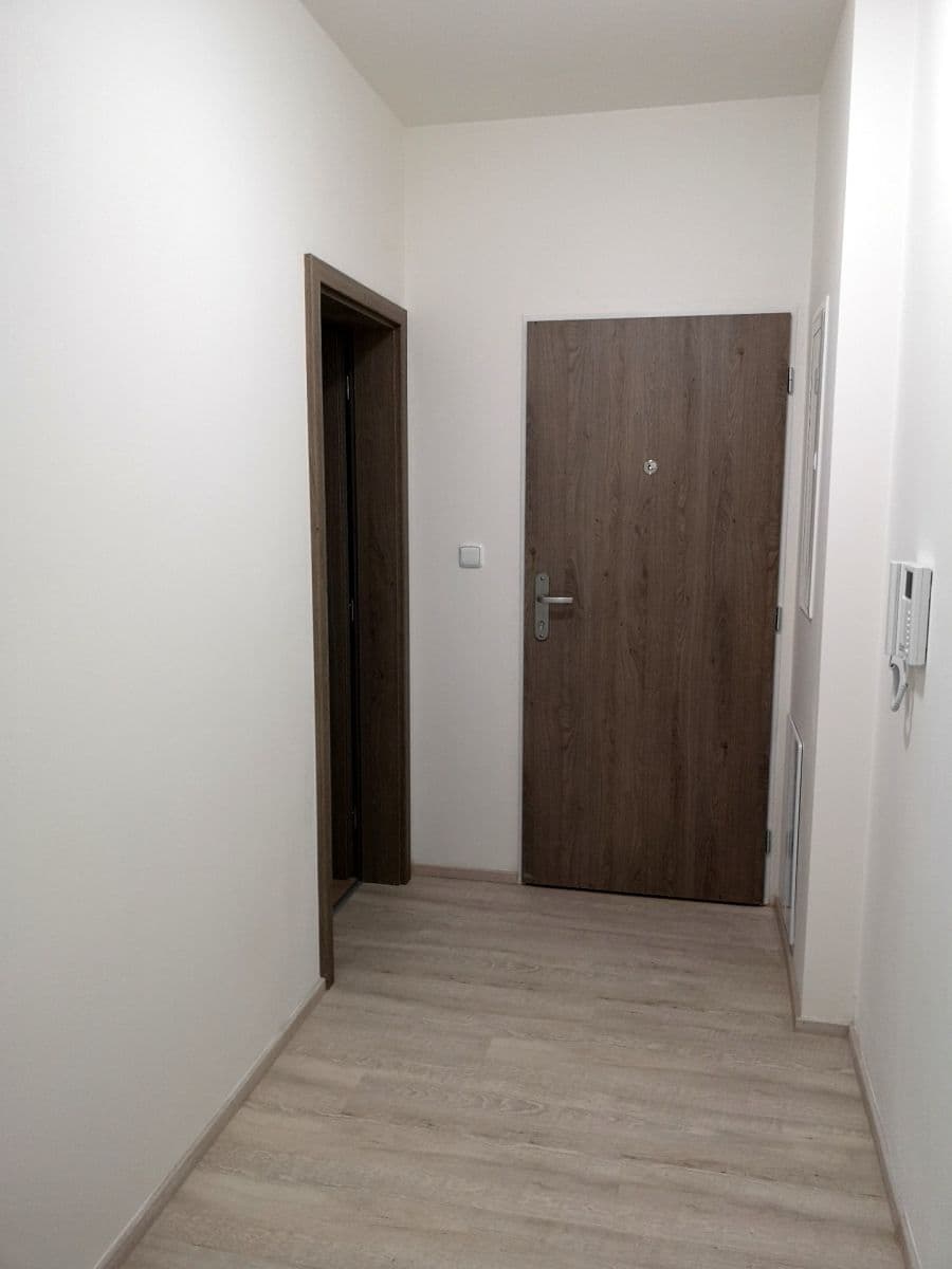 Pronájem bytu 2+kk 60 m², Kadečkové, Praha, Praha Pronájem bytu 2+kk 60 m², Kadečkové, Praha, Praha