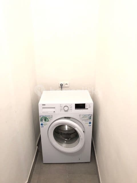 Pronájem bytu 2+1 48 m², Ke Strašnické, Praha, Praha Pronájem bytu 2+1 48 m², Ke Strašnické, Praha, Praha