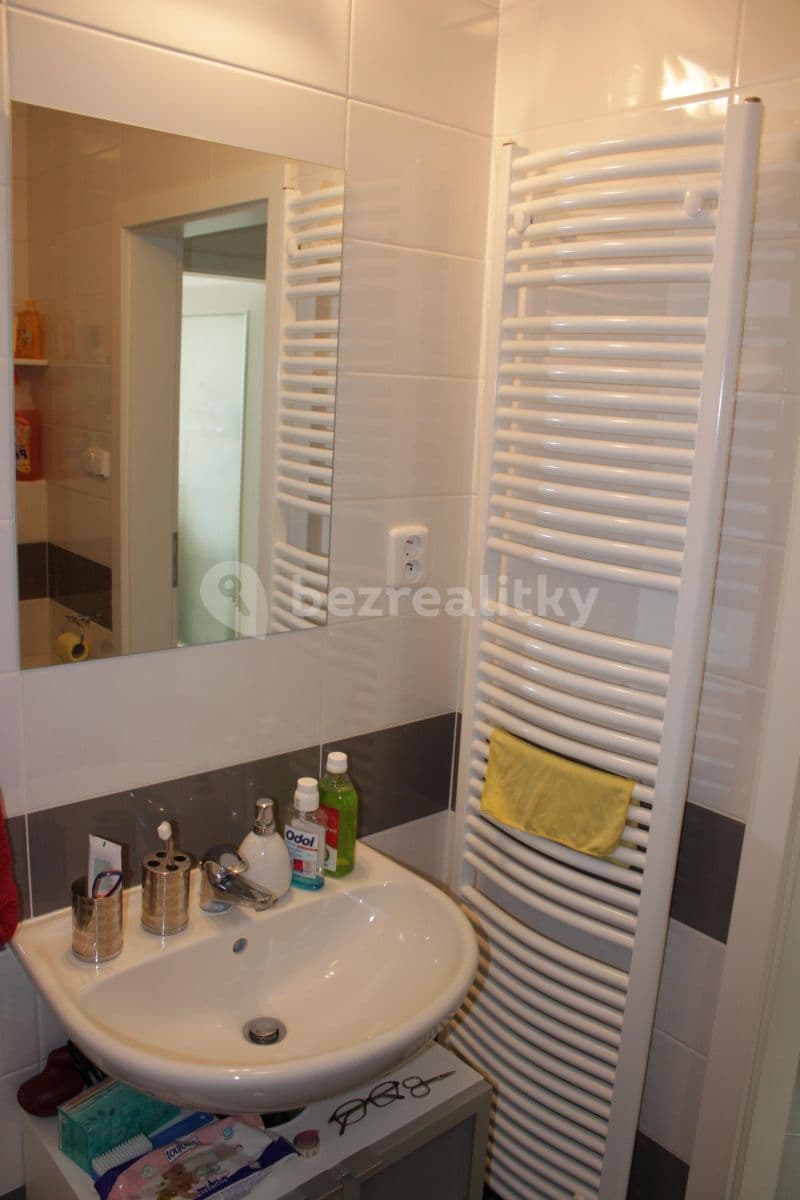 Pronájem bytu 1+kk 30 m², Prušánecká, Praha, Praha Pronájem bytu 1+kk 30 m², Prušánecká, Praha, Praha