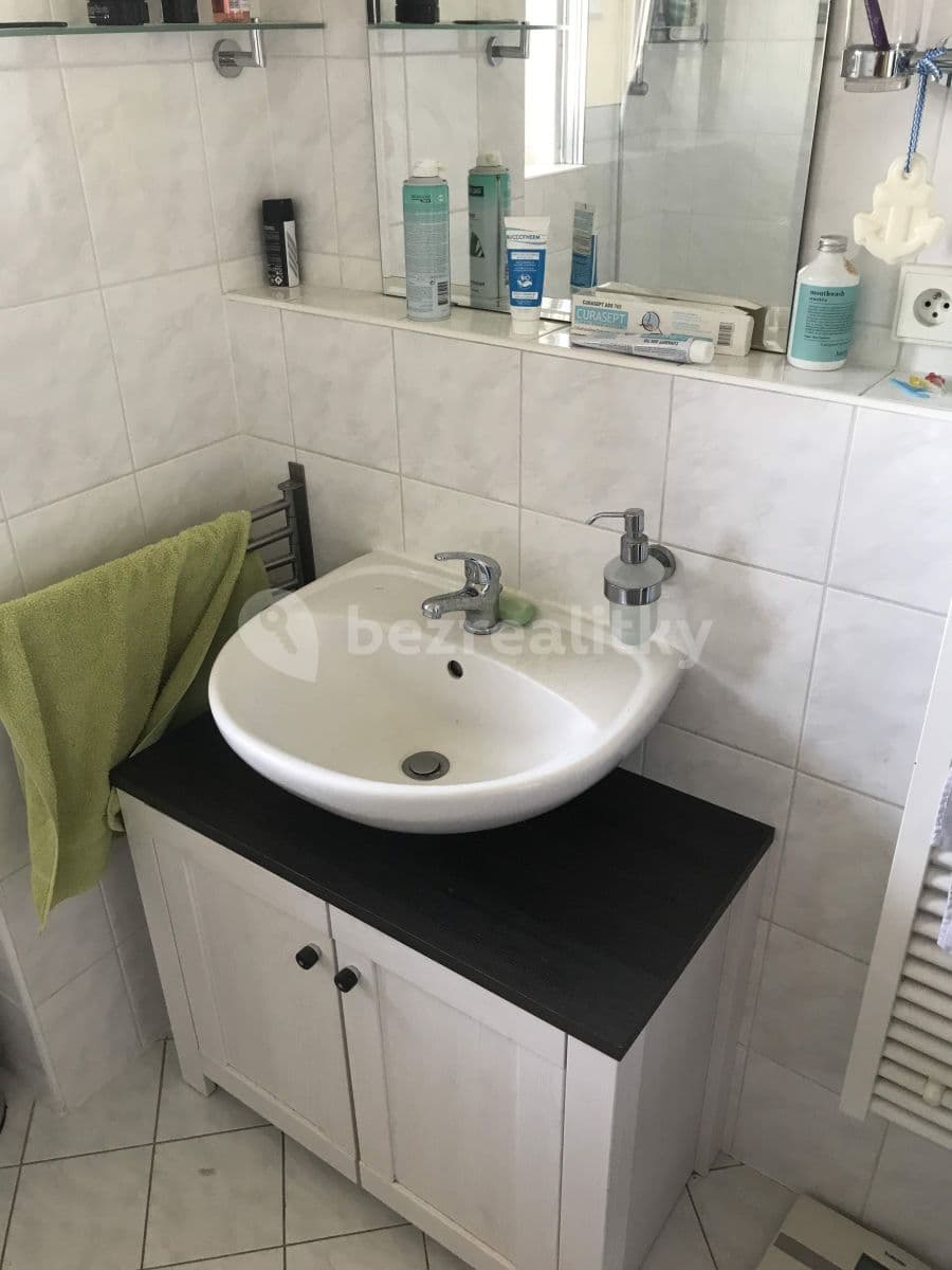 Pronájem bytu 2+kk 55 m², Novovysočanská, Praha, Praha Pronájem bytu 2+kk 55 m², Novovysočanská, Praha, Praha