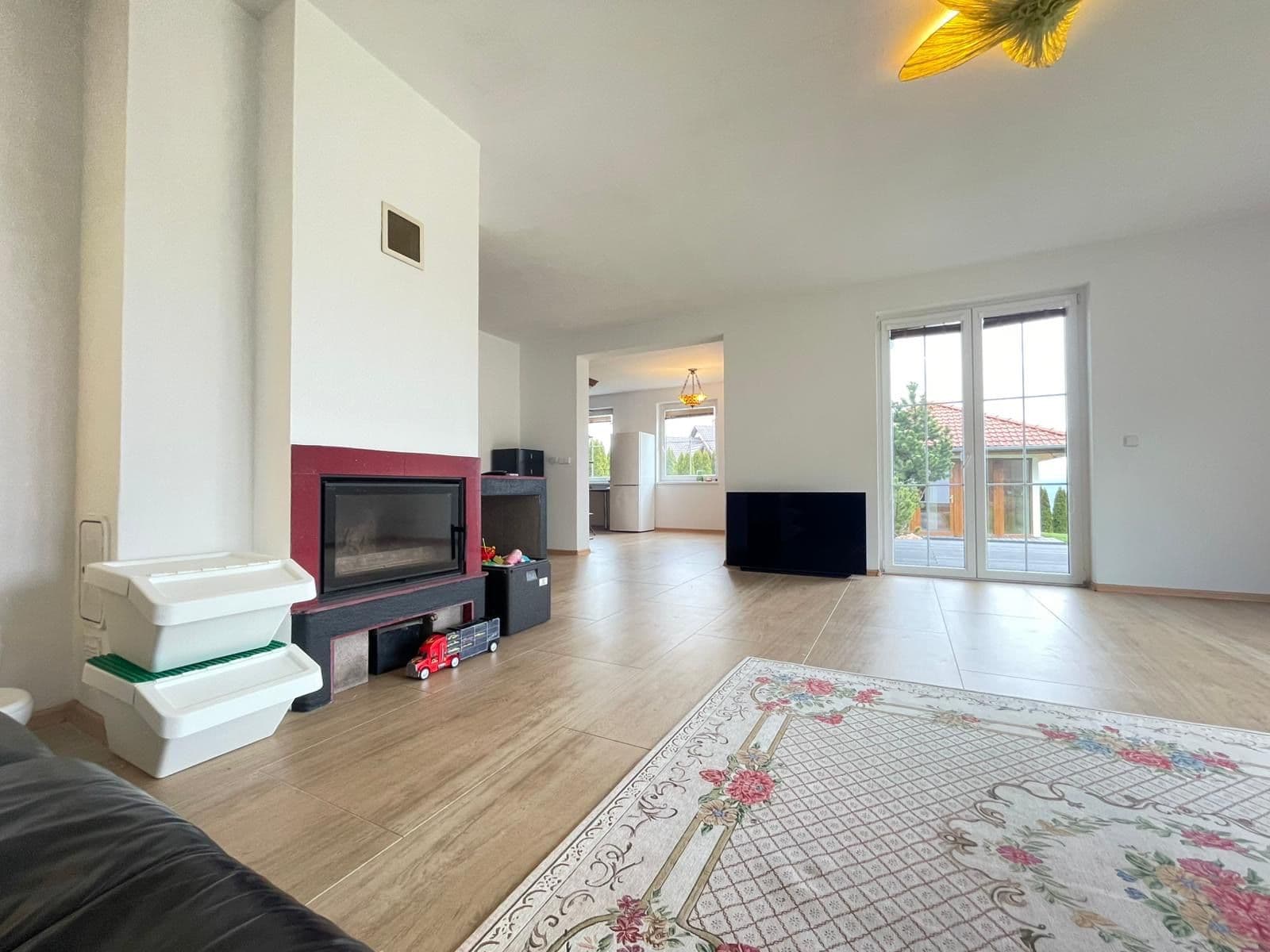 Pronájem domu 140 m², pozemek 1.000 m², K Rohu, Jenišov, Karlovarský kraj Pronájem domu 140 m², pozemek 1.000 m², K Rohu, Jenišov, Karlovarský kraj