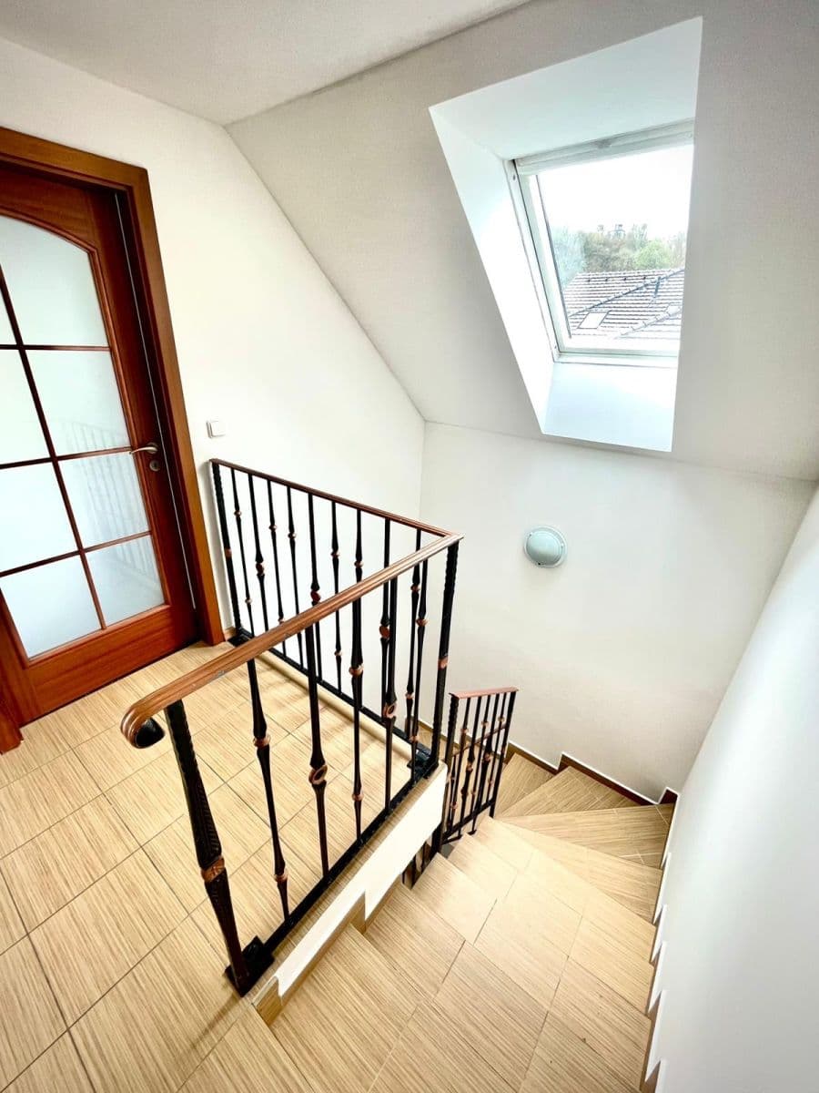 Pronájem domu 140 m², pozemek 1.000 m², K Rohu, Jenišov, Karlovarský kraj Pronájem domu 140 m², pozemek 1.000 m², K Rohu, Jenišov, Karlovarský kraj