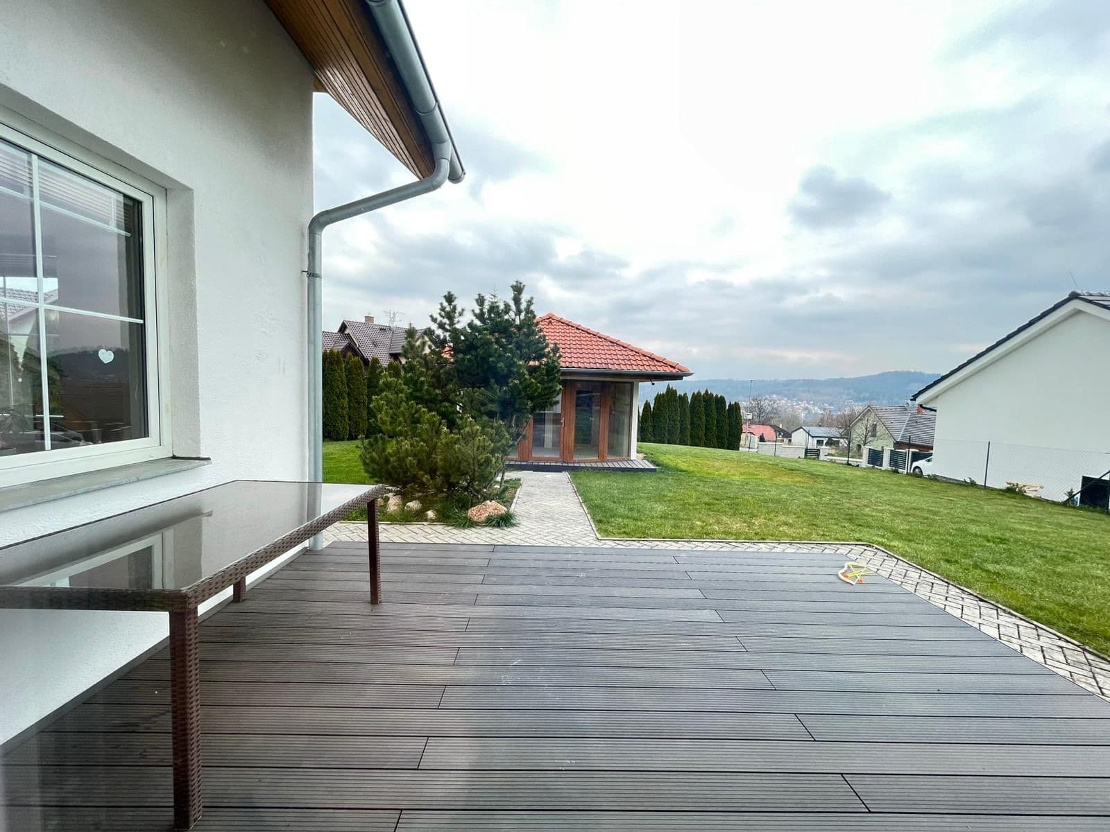 Pronájem domu 140 m², pozemek 1.000 m², K Rohu, Jenišov, Karlovarský kraj Pronájem domu 140 m², pozemek 1.000 m², K Rohu, Jenišov, Karlovarský kraj