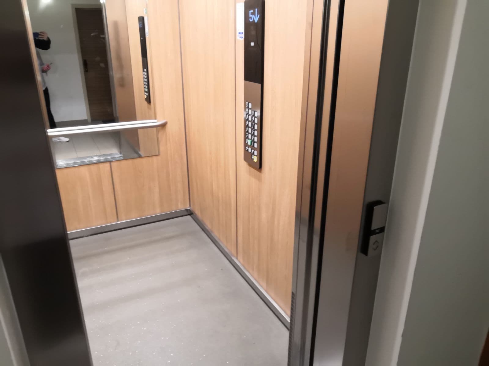 Pronájem bytu 1+kk 32 m², Mazurská, Praha, Praha Pronájem bytu 1+kk 32 m², Mazurská, Praha, Praha