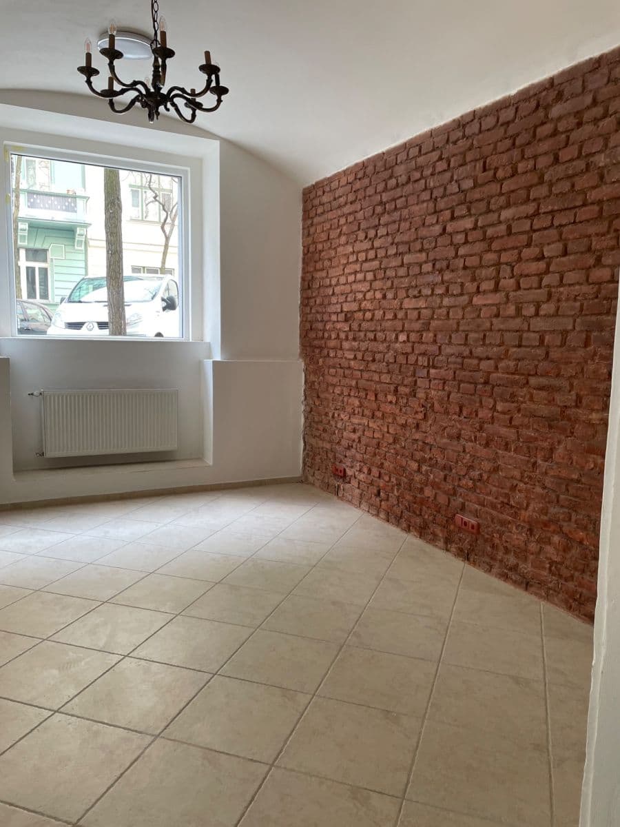 Pronájem nebytového prostoru 140 m², Mánesova, Praha, Praha Pronájem nebytového prostoru 140 m², Mánesova, Praha, Praha
