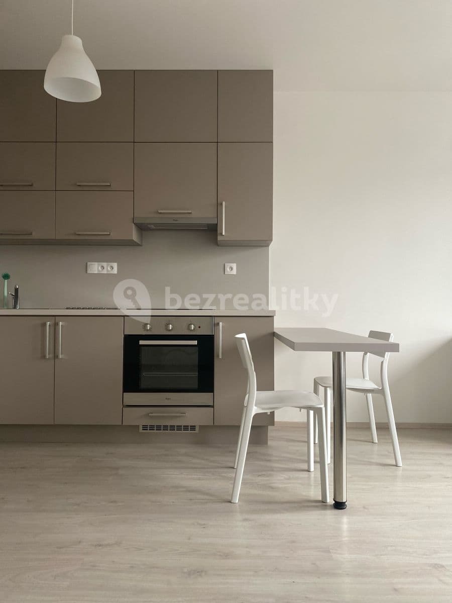 Pronájem bytu 1+kk 42 m², Škrábkových, Praha, Praha Pronájem bytu 1+kk 42 m², Škrábkových, Praha, Praha