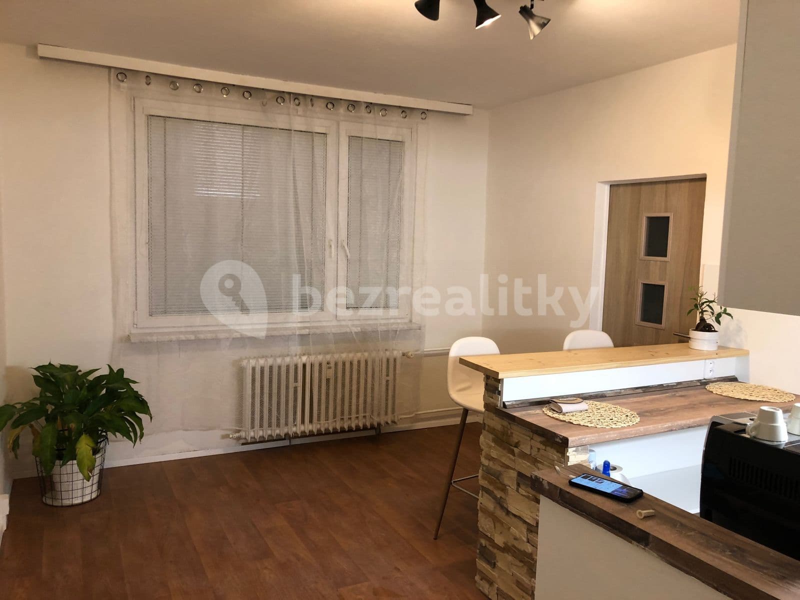 Pronájem bytu 2+kk 37 m², Barrandova, Ústí nad Labem, Ústecký kraj Pronájem bytu 2+kk 37 m², Barrandova, Ústí nad Labem, Ústecký kraj