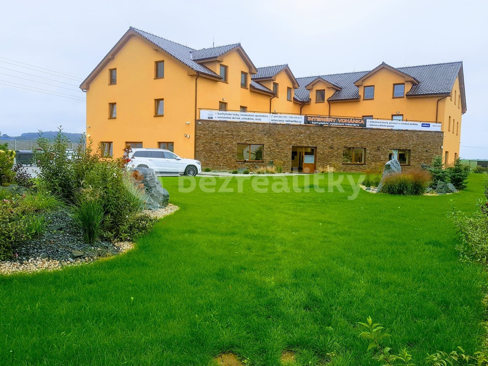 Pronájem nebytového prostoru 190 m², 1136, Rostoklaty, Středočeský kraj Pronájem nebytového prostoru 190 m², 1136, Rostoklaty, Středočeský kraj