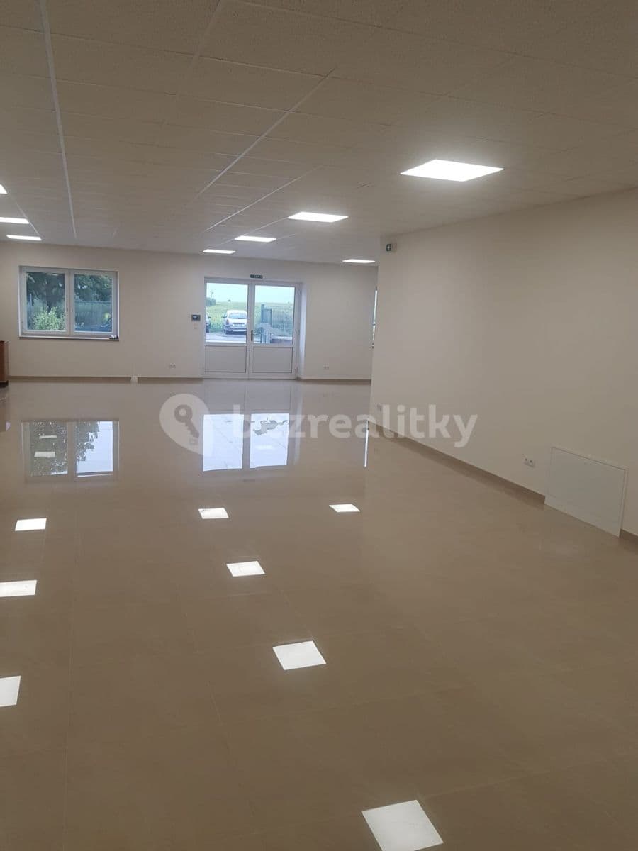 Pronájem nebytového prostoru 190 m², 1136, Rostoklaty, Středočeský kraj Pronájem nebytového prostoru 190 m², 1136, Rostoklaty, Středočeský kraj