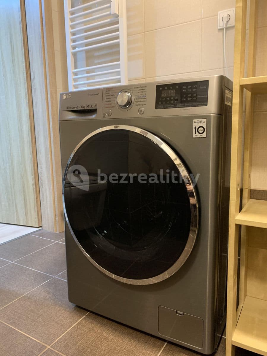 Pronájem bytu 3+kk 52 m², Slepá, Milovice, Středočeský kraj Pronájem bytu 3+kk 52 m², Slepá, Milovice, Středočeský kraj