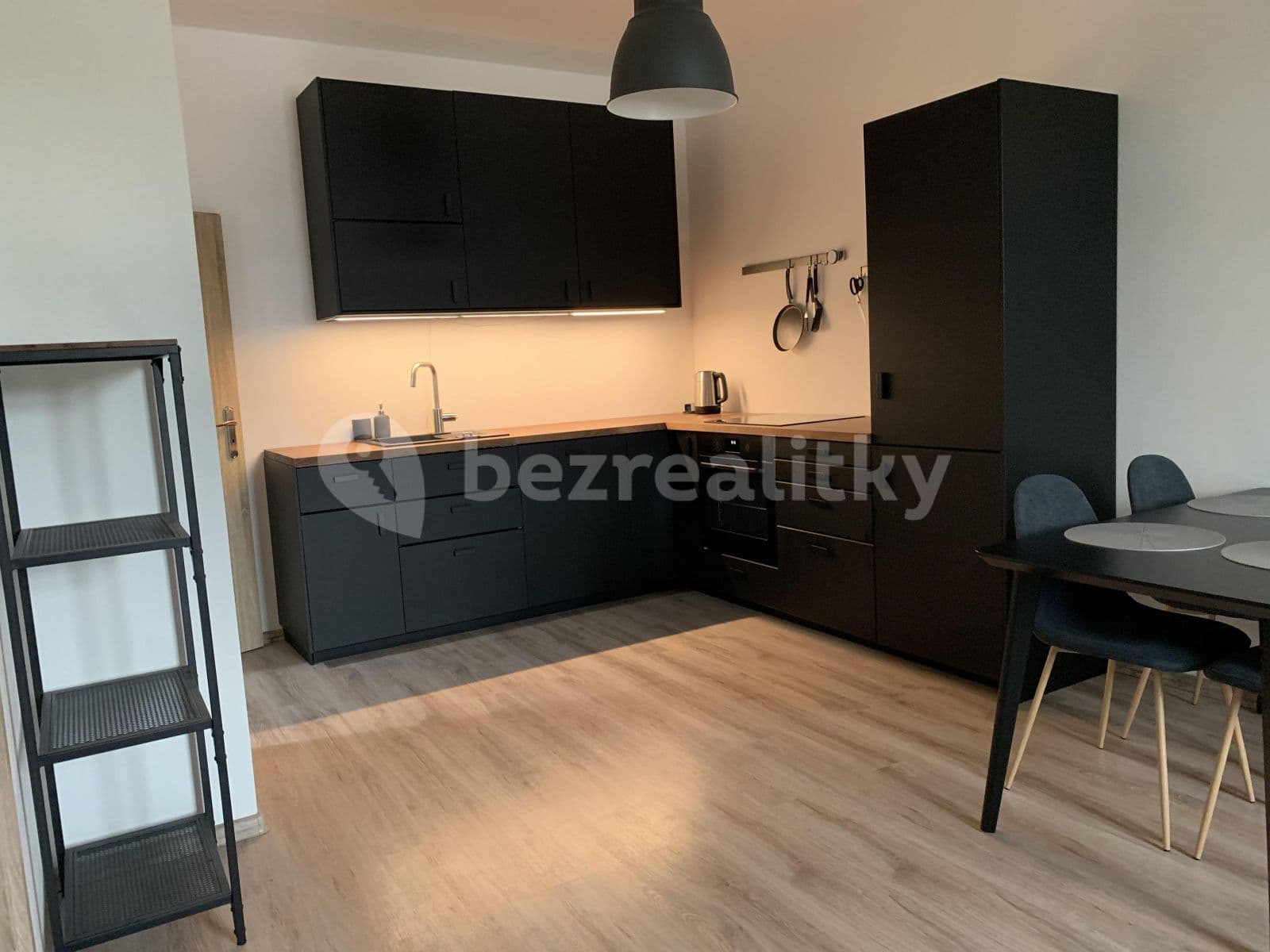 Pronájem bytu 3+kk 52 m², Slepá, Milovice, Středočeský kraj Pronájem bytu 3+kk 52 m², Slepá, Milovice, Středočeský kraj