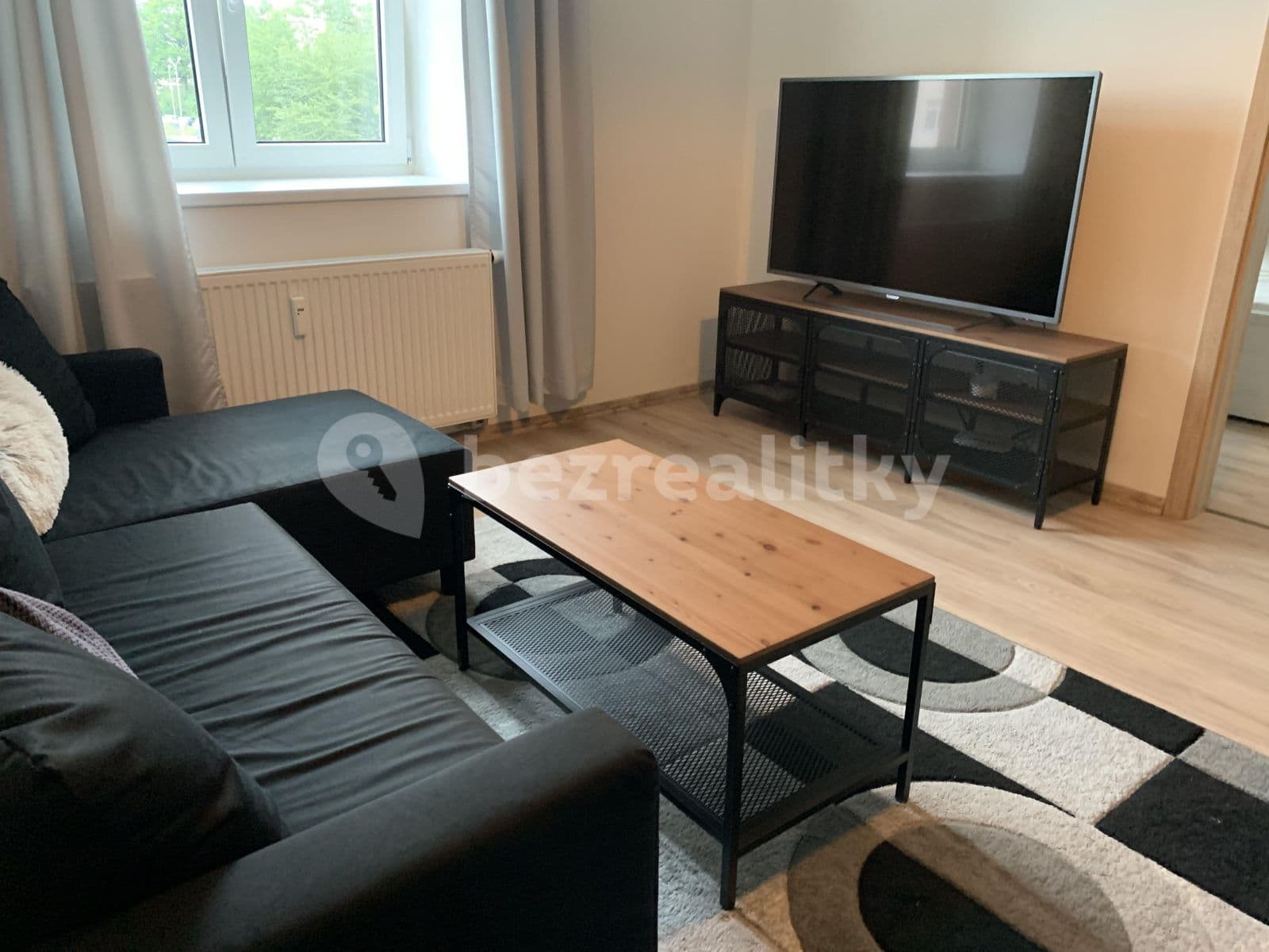 Pronájem bytu 3+kk 52 m², Slepá, Milovice, Středočeský kraj Pronájem bytu 3+kk 52 m², Slepá, Milovice, Středočeský kraj