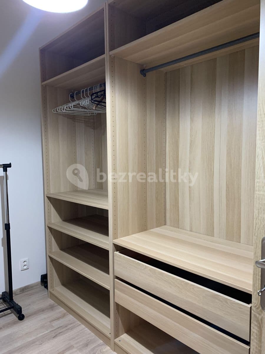 Pronájem bytu 3+kk 52 m², Slepá, Milovice, Středočeský kraj Pronájem bytu 3+kk 52 m², Slepá, Milovice, Středočeský kraj