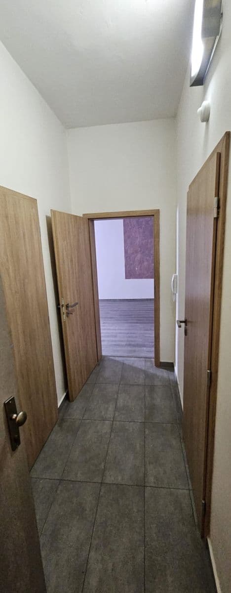 Pronájem bytu 2+kk 60 m², Široká, Chrudim, Pardubický kraj Pronájem bytu 2+kk 60 m², Široká, Chrudim, Pardubický kraj