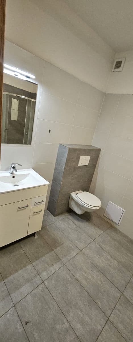 Pronájem bytu 2+kk 60 m², Široká, Chrudim, Pardubický kraj Pronájem bytu 2+kk 60 m², Široká, Chrudim, Pardubický kraj