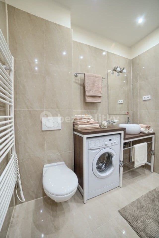 Pronájem bytu 2+kk 72 m², Milady Horákové, Praha, Praha Pronájem bytu 2+kk 72 m², Milady Horákové, Praha, Praha