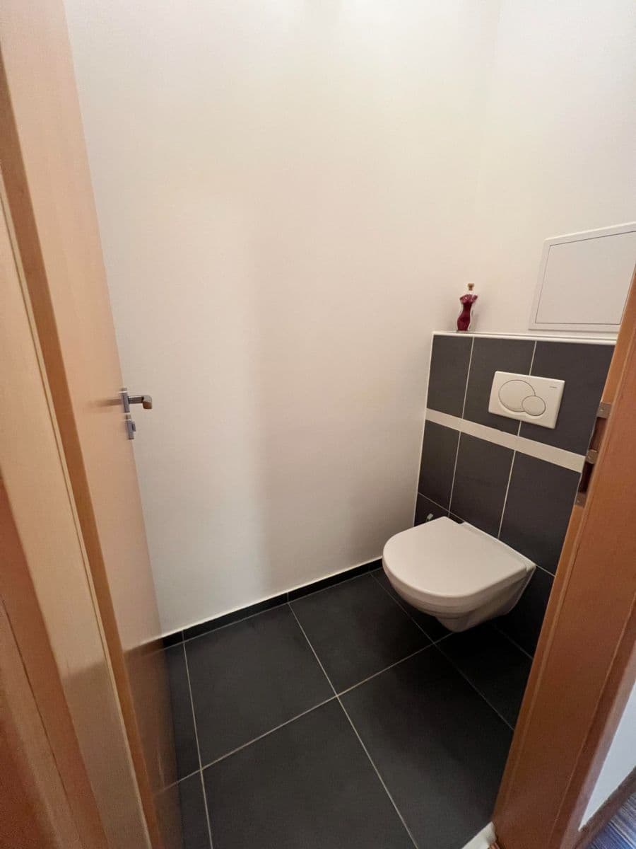 Pronájem bytu 2+kk 61 m², Marty Krásové, Praha, Praha Pronájem bytu 2+kk 61 m², Marty Krásové, Praha, Praha