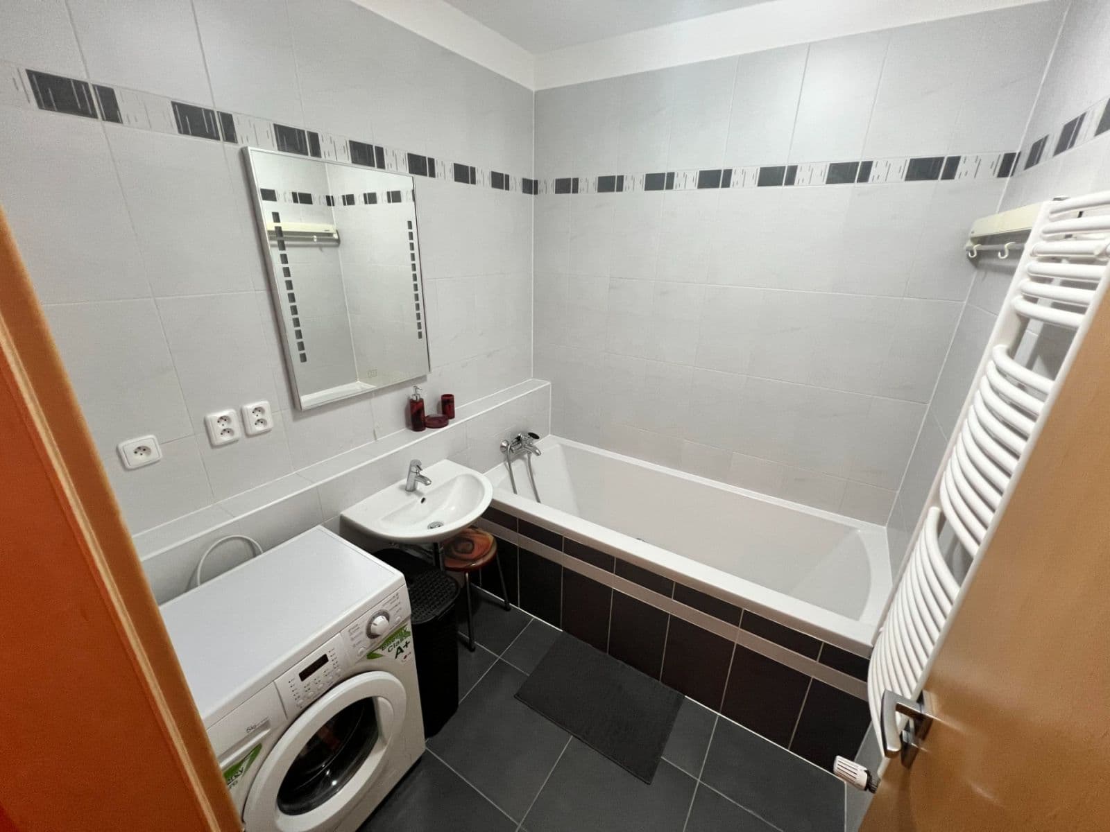 Pronájem bytu 2+kk 61 m², Marty Krásové, Praha, Praha Pronájem bytu 2+kk 61 m², Marty Krásové, Praha, Praha