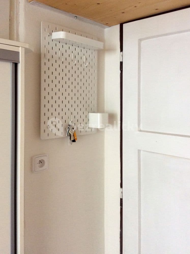 Pronájem bytu Garsoniéra 20 m², Počátecká, Praha, Praha Pronájem bytu Garsoniéra 20 m², Počátecká, Praha, Praha