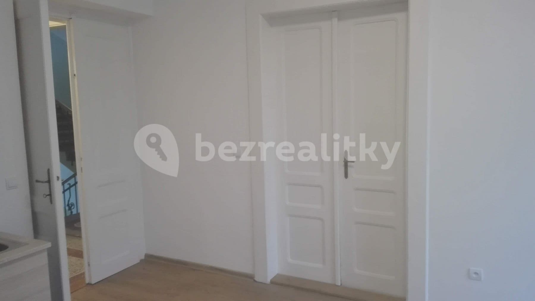 Pronájem bytu 3+kk 64 m², Husova, Mladá Boleslav, Středočeský kraj Pronájem bytu 3+kk 64 m², Husova, Mladá Boleslav, Středočeský kraj