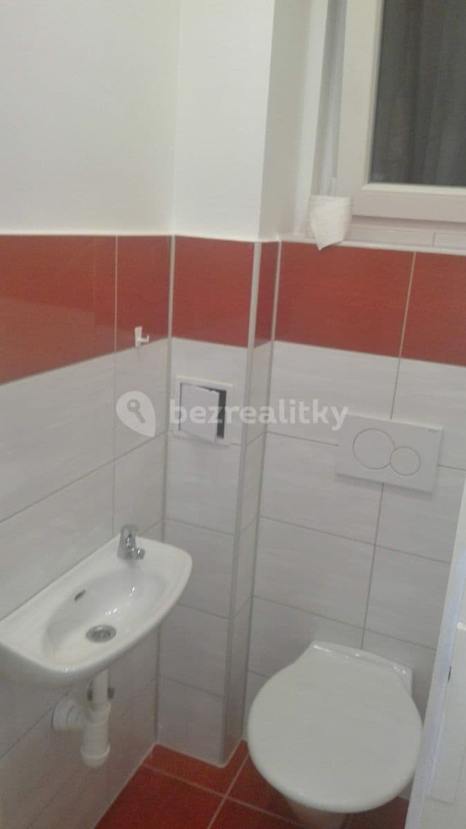 Pronájem bytu 3+kk 64 m², Husova, Mladá Boleslav, Středočeský kraj Pronájem bytu 3+kk 64 m², Husova, Mladá Boleslav, Středočeský kraj