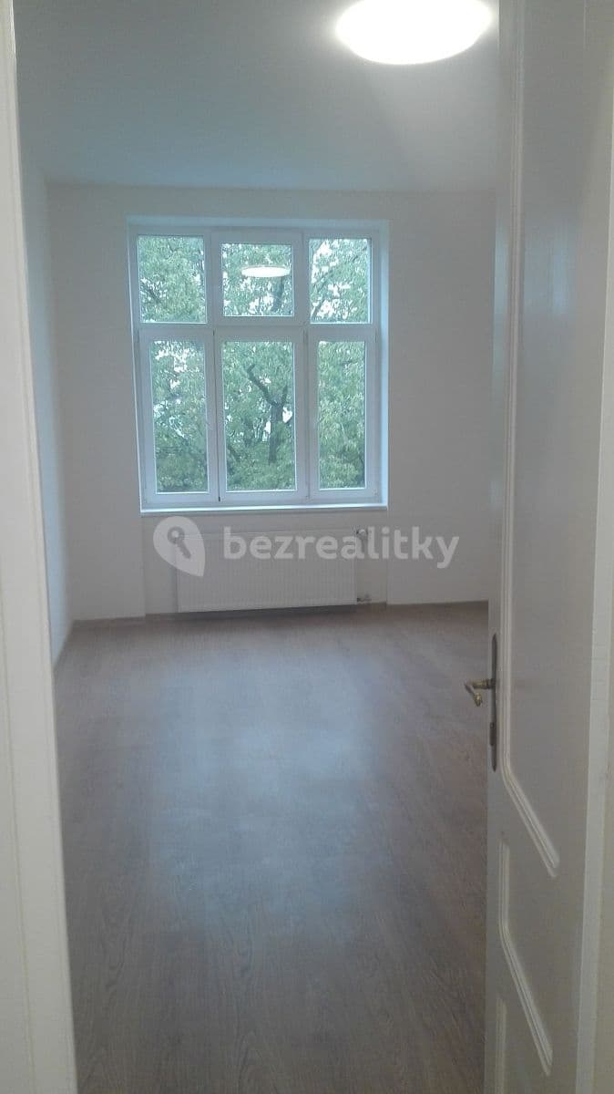 Pronájem bytu 3+kk 64 m², Husova, Mladá Boleslav, Středočeský kraj Pronájem bytu 3+kk 64 m², Husova, Mladá Boleslav, Středočeský kraj