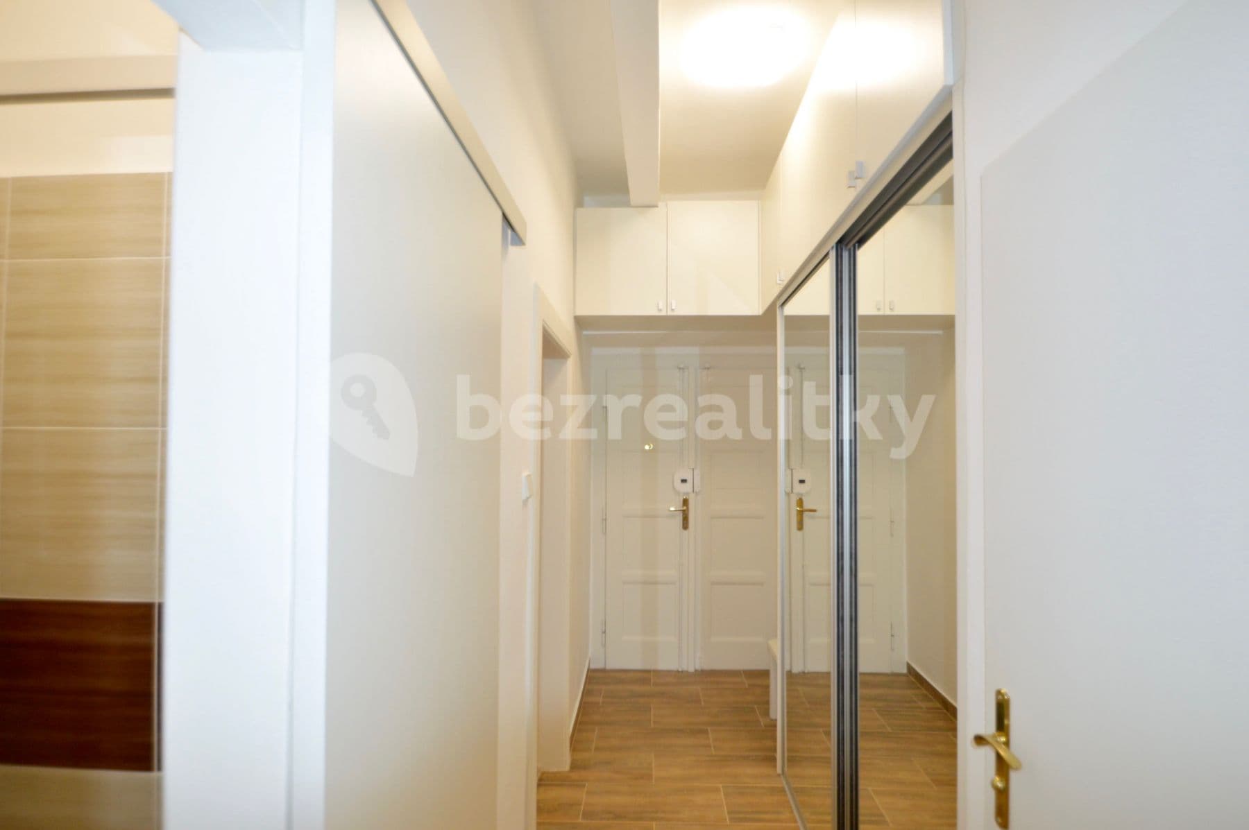 Pronájem bytu 1+1 48 m², Domažlická, Praha, Praha Pronájem bytu 1+1 48 m², Domažlická, Praha, Praha
