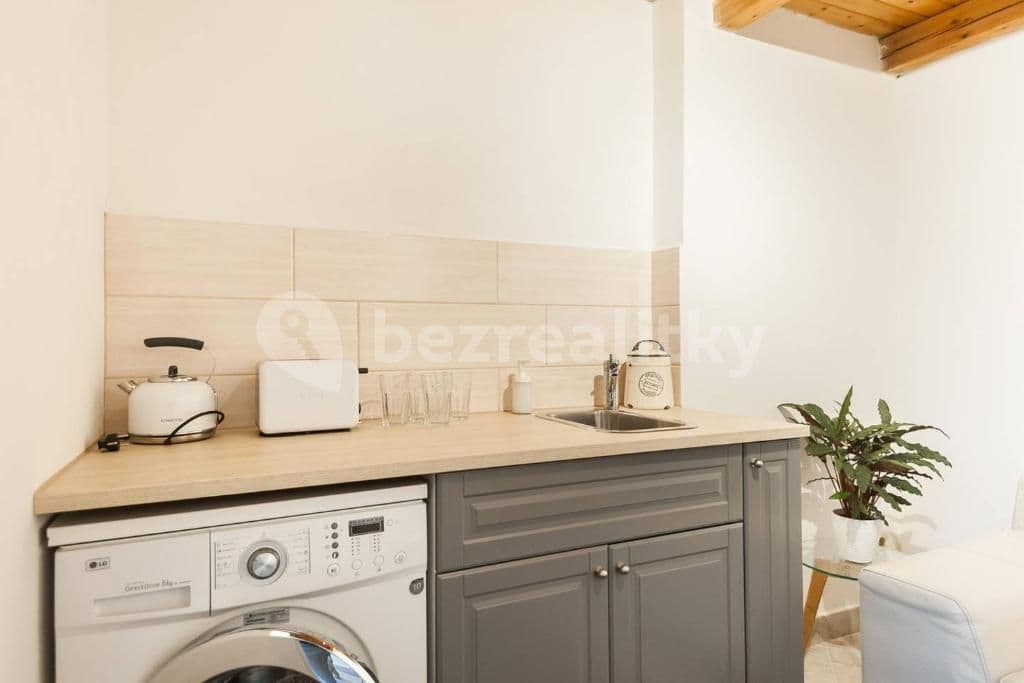 Pronájem bytu Garsoniéra 18 m², U Zvonařky, Praha, Praha Pronájem bytu Garsoniéra 18 m², U Zvonařky, Praha, Praha