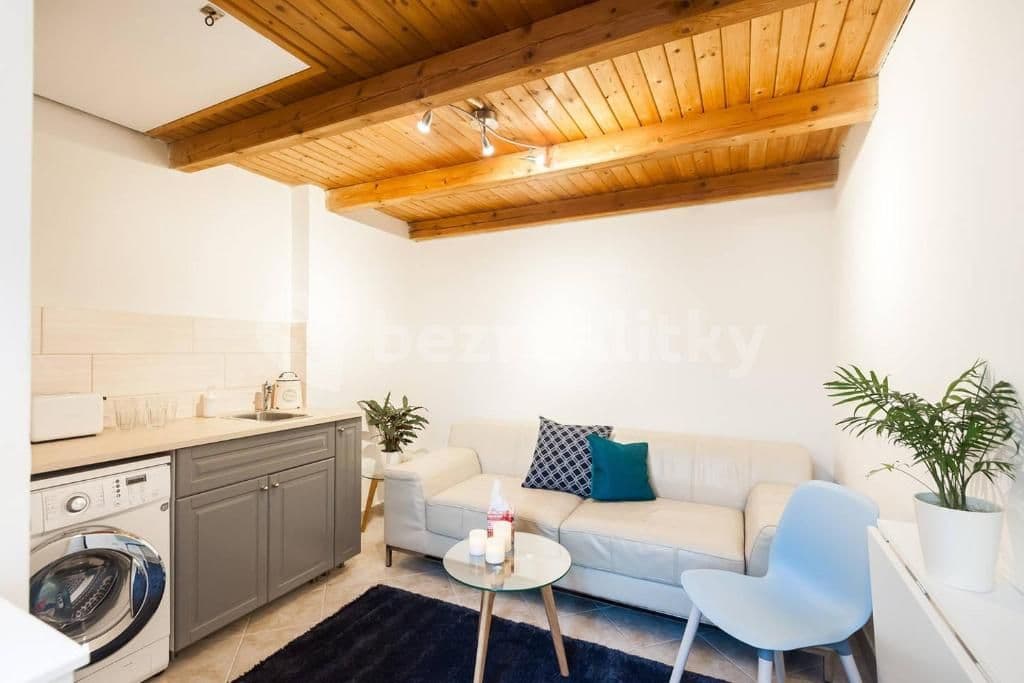 Pronájem bytu Garsoniéra 18 m², U Zvonařky, Praha, Praha Pronájem bytu Garsoniéra 18 m², U Zvonařky, Praha, Praha