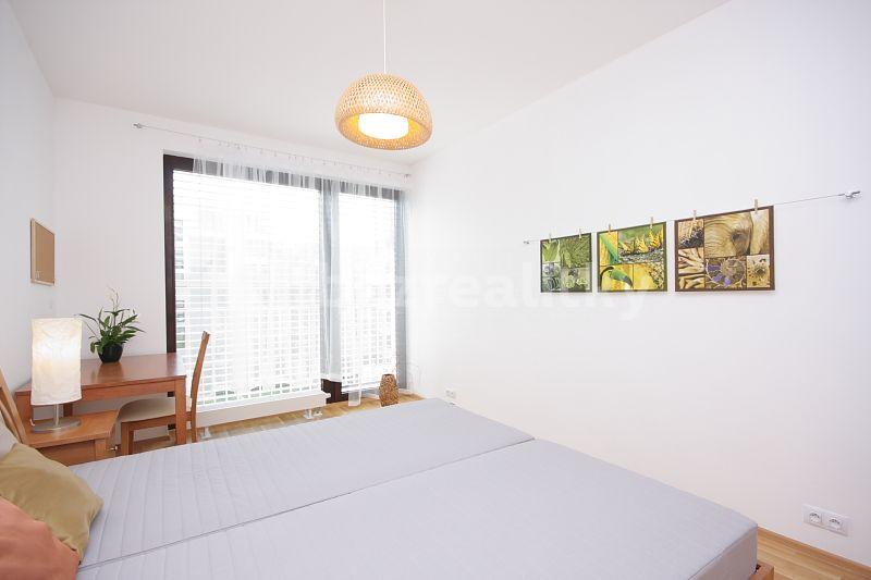 Pronájem bytu 2+kk 70 m², Korunní, Praha, Praha