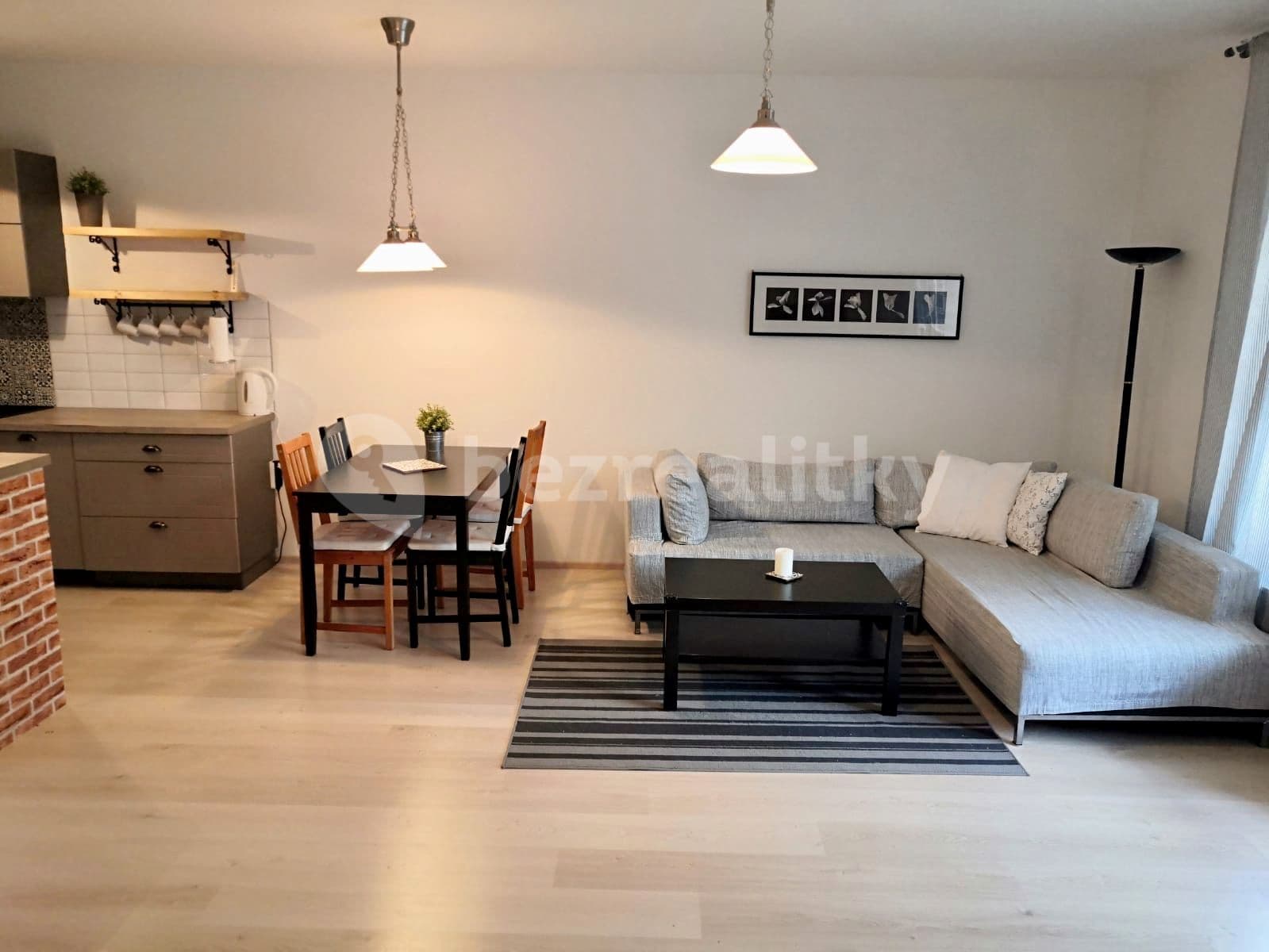 Pronájem bytu 2+kk 61 m², Tryskovická, Praha, Praha Pronájem bytu 2+kk 61 m², Tryskovická, Praha, Praha