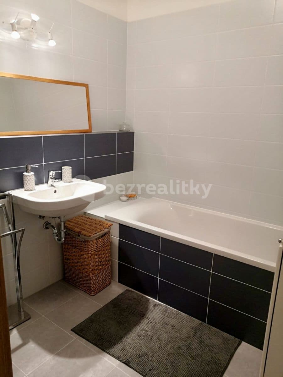 Pronájem bytu 2+kk 61 m², Tryskovická, Praha, Praha Pronájem bytu 2+kk 61 m², Tryskovická, Praha, Praha