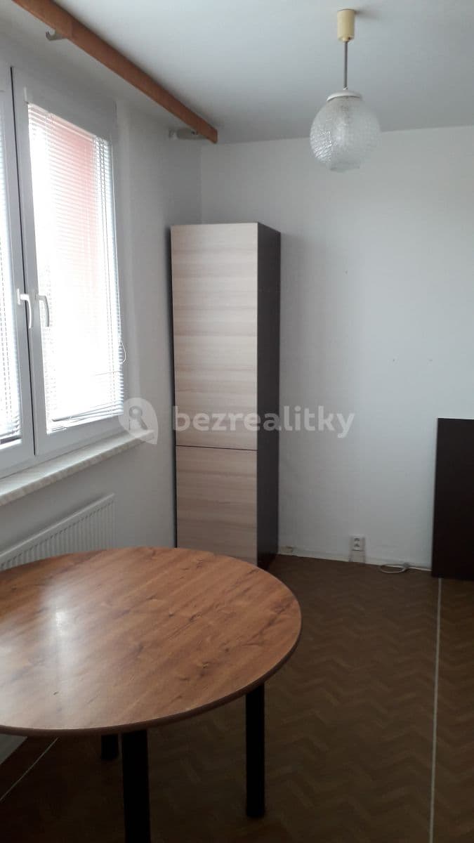 Pronájem bytu 1+1 35 m², Dlouhá, Nový Jičín, Moravskoslezský kraj Pronájem bytu 1+1 35 m², Dlouhá, Nový Jičín, Moravskoslezský kraj