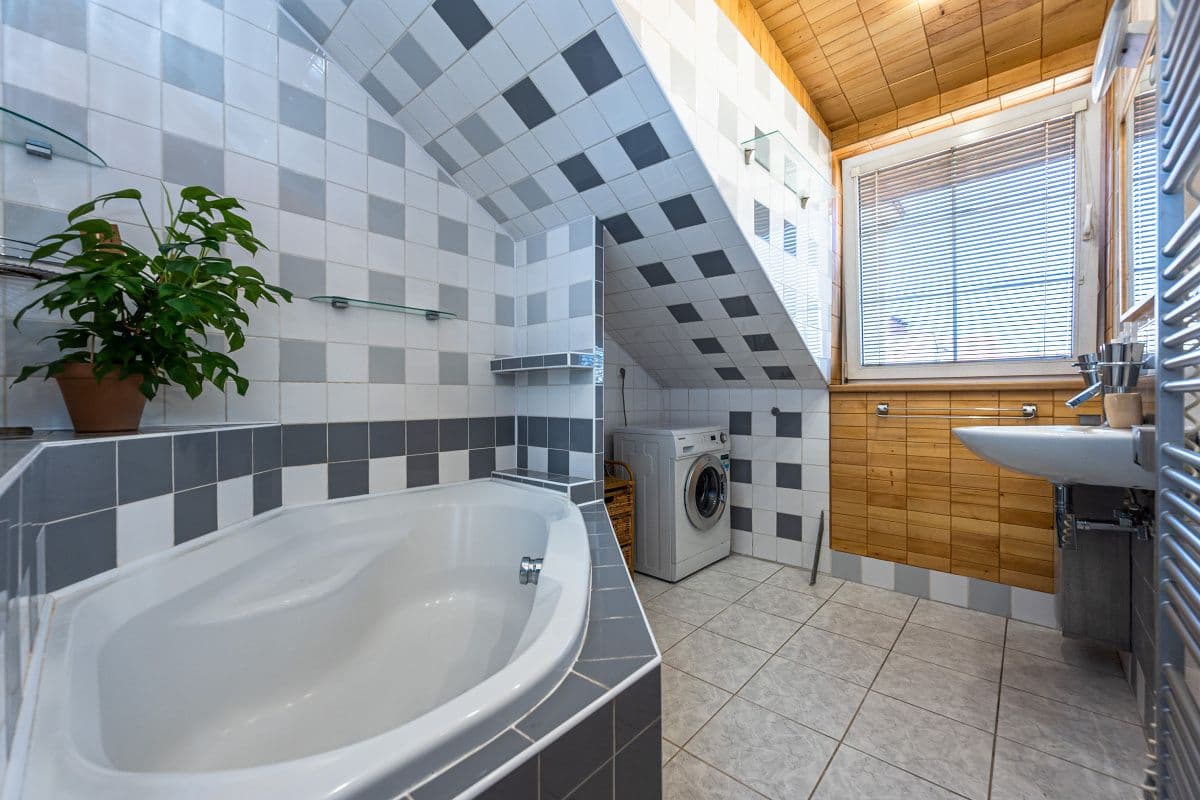 Pronájem bytu 4+kk 126 m², Vltavská, Praha, Praha Pronájem bytu 4+kk 126 m², Vltavská, Praha, Praha